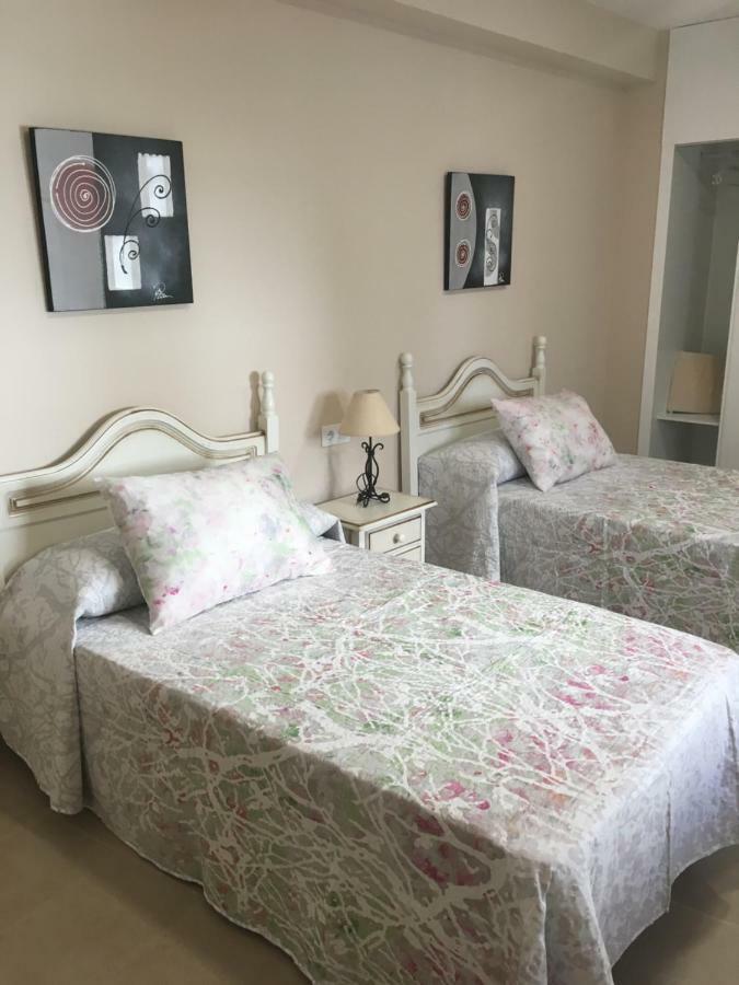 Apartamentos Hela Arjona Zewnętrze zdjęcie