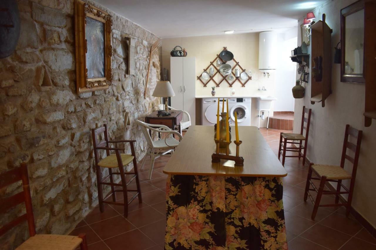 Apartamentos Hela Arjona Zewnętrze zdjęcie