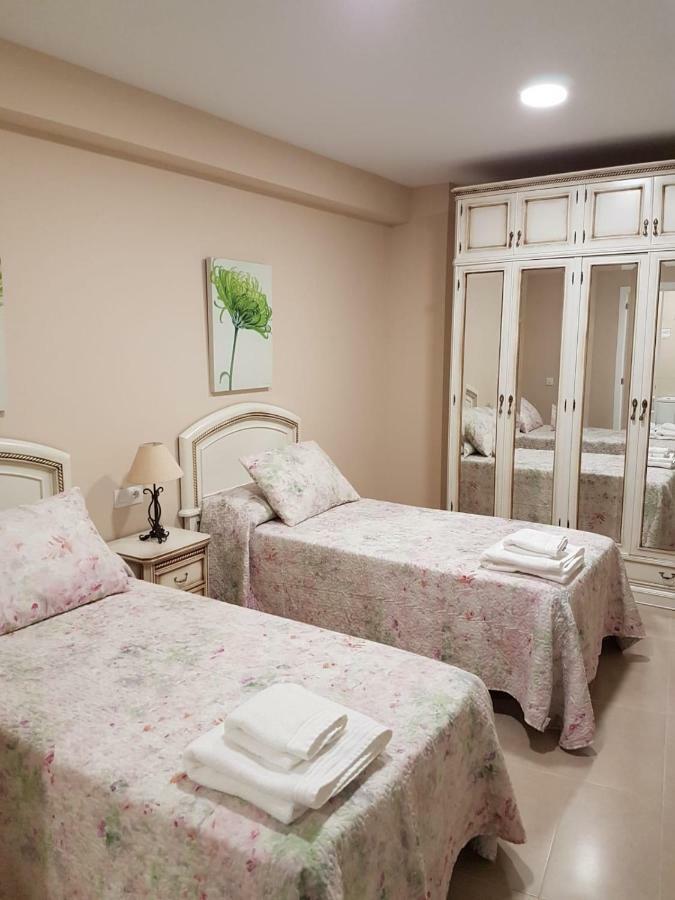 Apartamentos Hela Arjona Zewnętrze zdjęcie