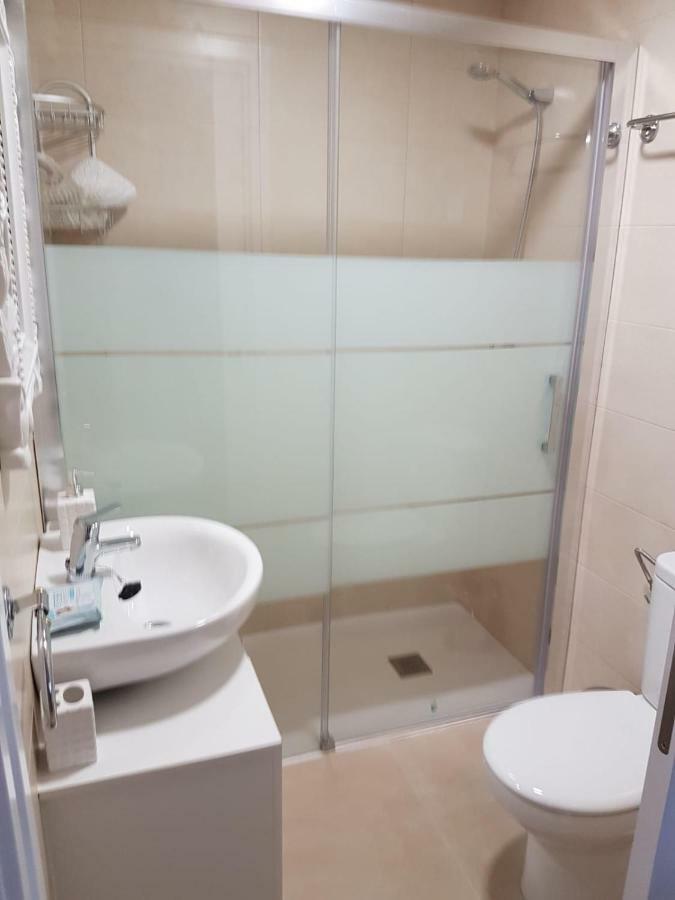 Apartamentos Hela Arjona Zewnętrze zdjęcie